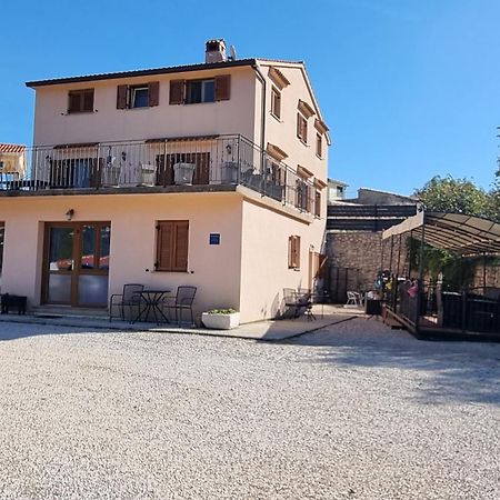 Apartmani Barbara Brsec Bagian luar foto