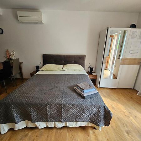 Apartmani Barbara Brsec Bagian luar foto