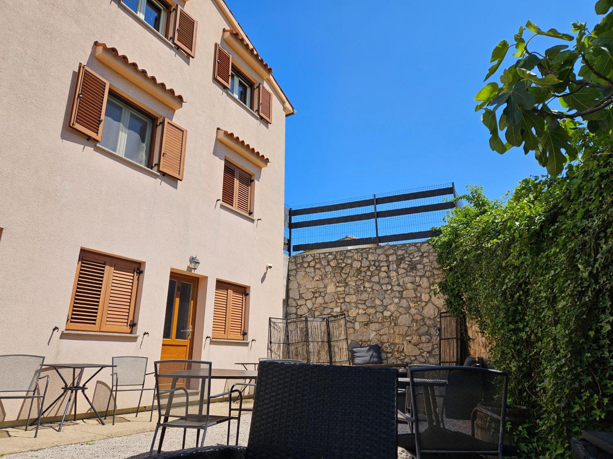 Apartmani Barbara Brsec Bagian luar foto
